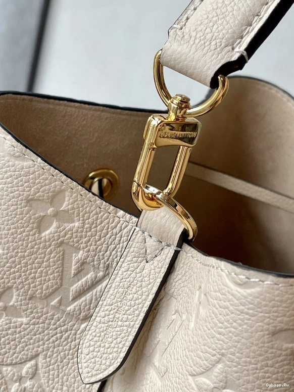 LOUIS VUITTON MM NÉONOÉ 0801